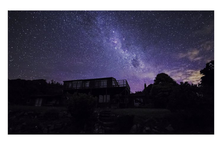 Star lit skies and milky way above Breakers boutique Accommodation, Coast Road, West Coast