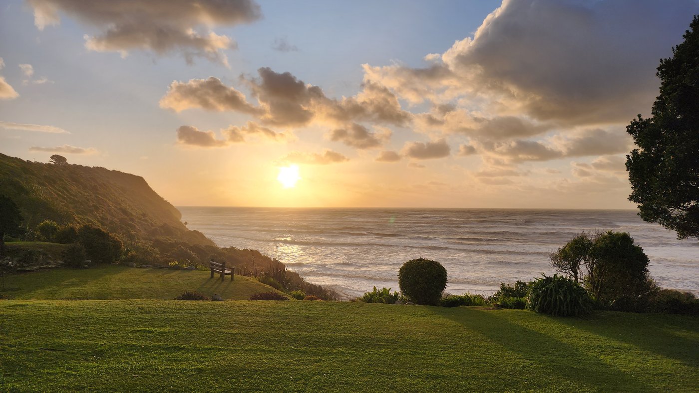 Breakers Boutique Accommodation 1