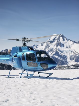 Photos on our landing site. Snow levels vary seasonally, if you want a snow landing, we recommend booking a 35-minute flight which can reach snow all year round.